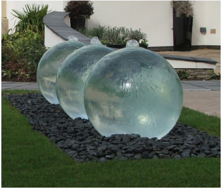 ACRYLIC SPHERE FOUNTAIN 065